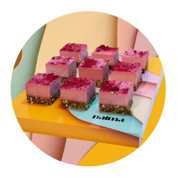 Raspberry Licorice Cheesecake 18 x 55 g från Naima | #409853 | Mjuka kakor